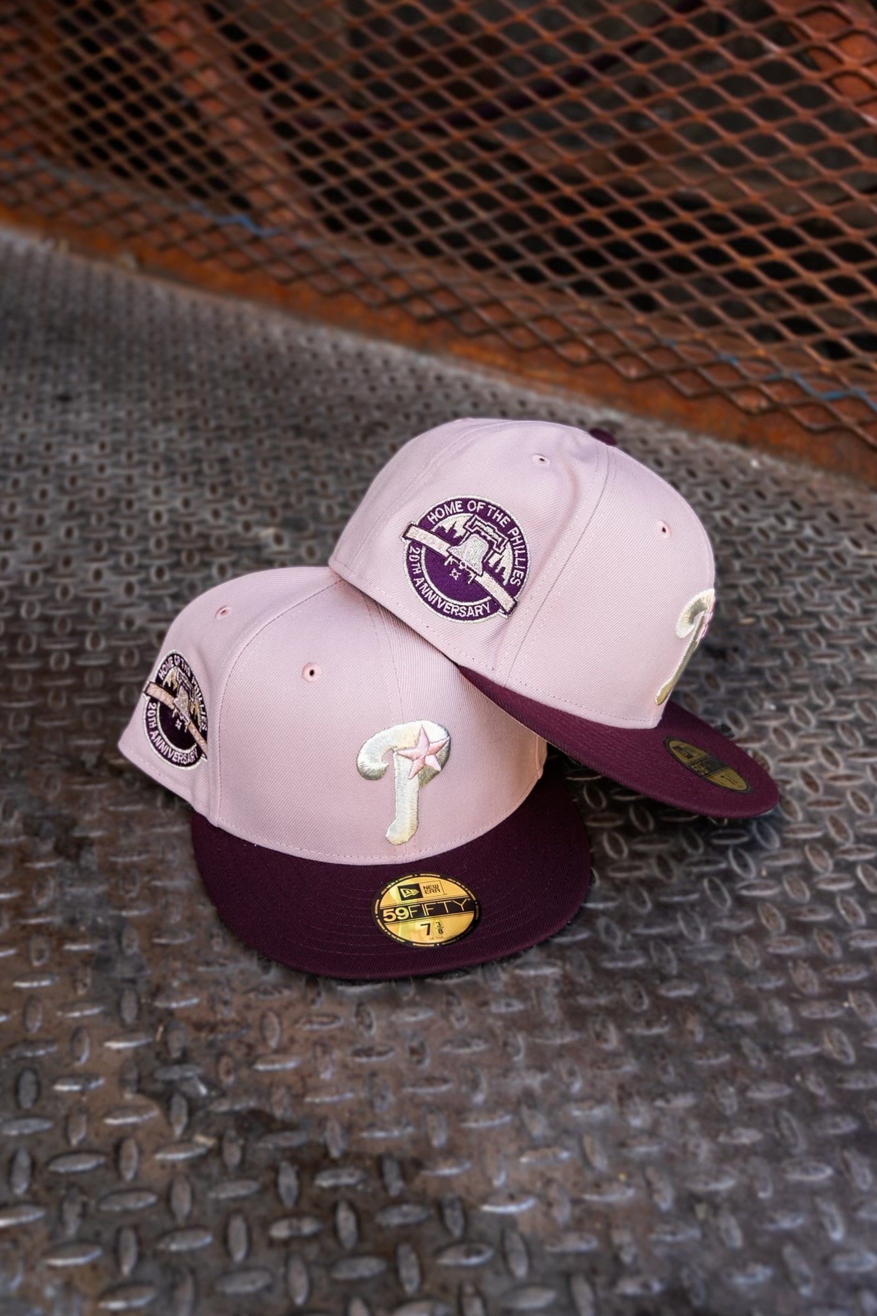 New Era Philadelphia Phillies 20th Anniversary Grey UV (Pink/Maroon) 59Fifty Fitted - New Era