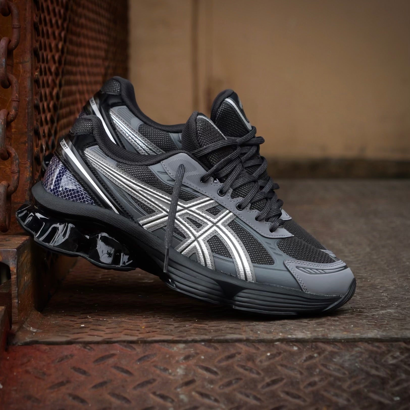 Mens Asics Gel-Kinetic Fluent (Graphite Grey/Pure Silver)