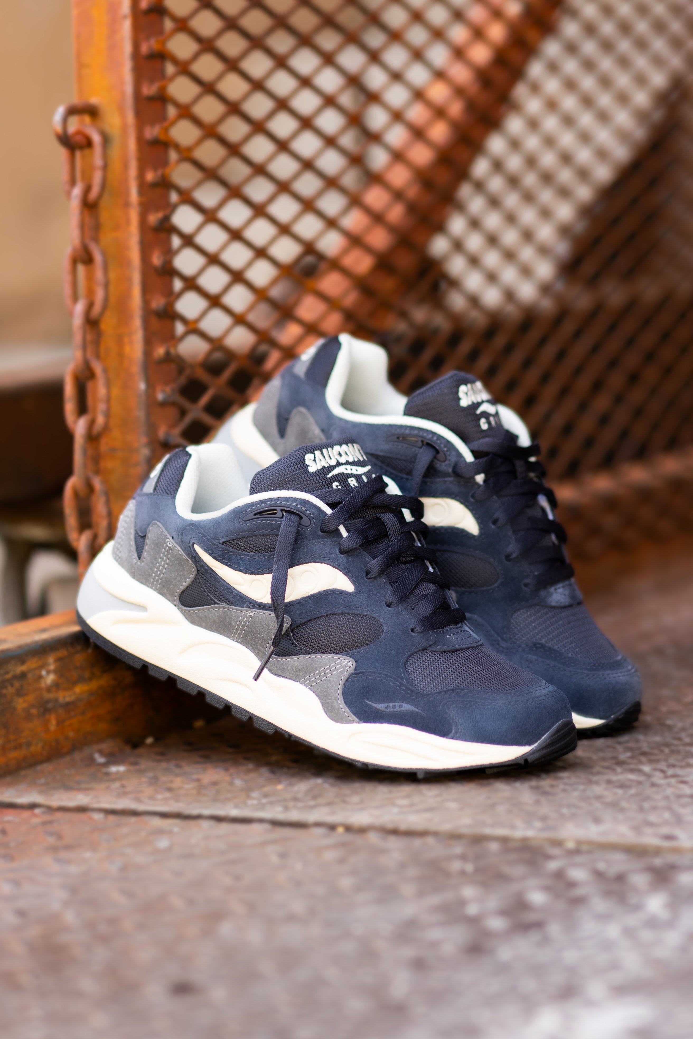 Mens Saucony Grid Shadow 2 (Navy/Cream) - Saucony