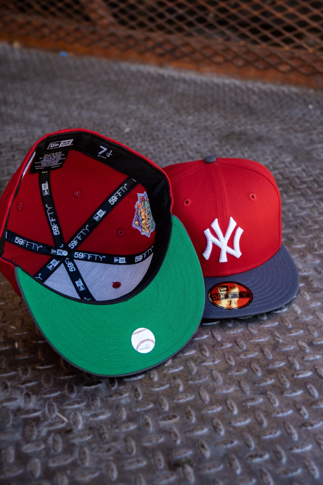 New Era New York Yankees 1999 World Series Green UV (Red/Graphite) 59Fifty Fitted - New Era