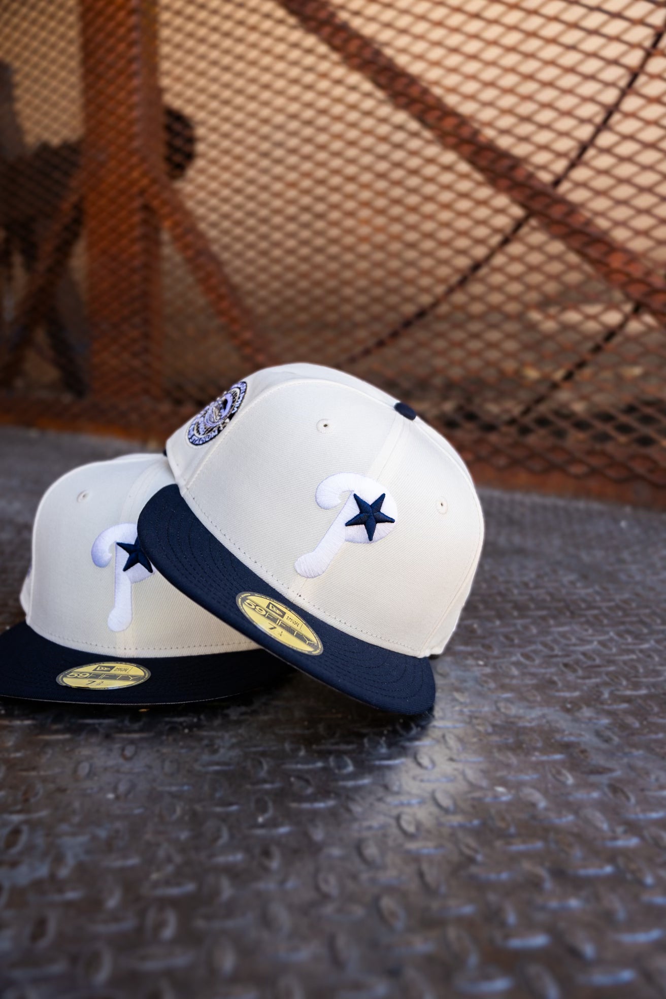 New Era Philadelphia Phillies Stadium Side Patch Grey UV (Off White/Navy) 59Fifty Fitted - New Era