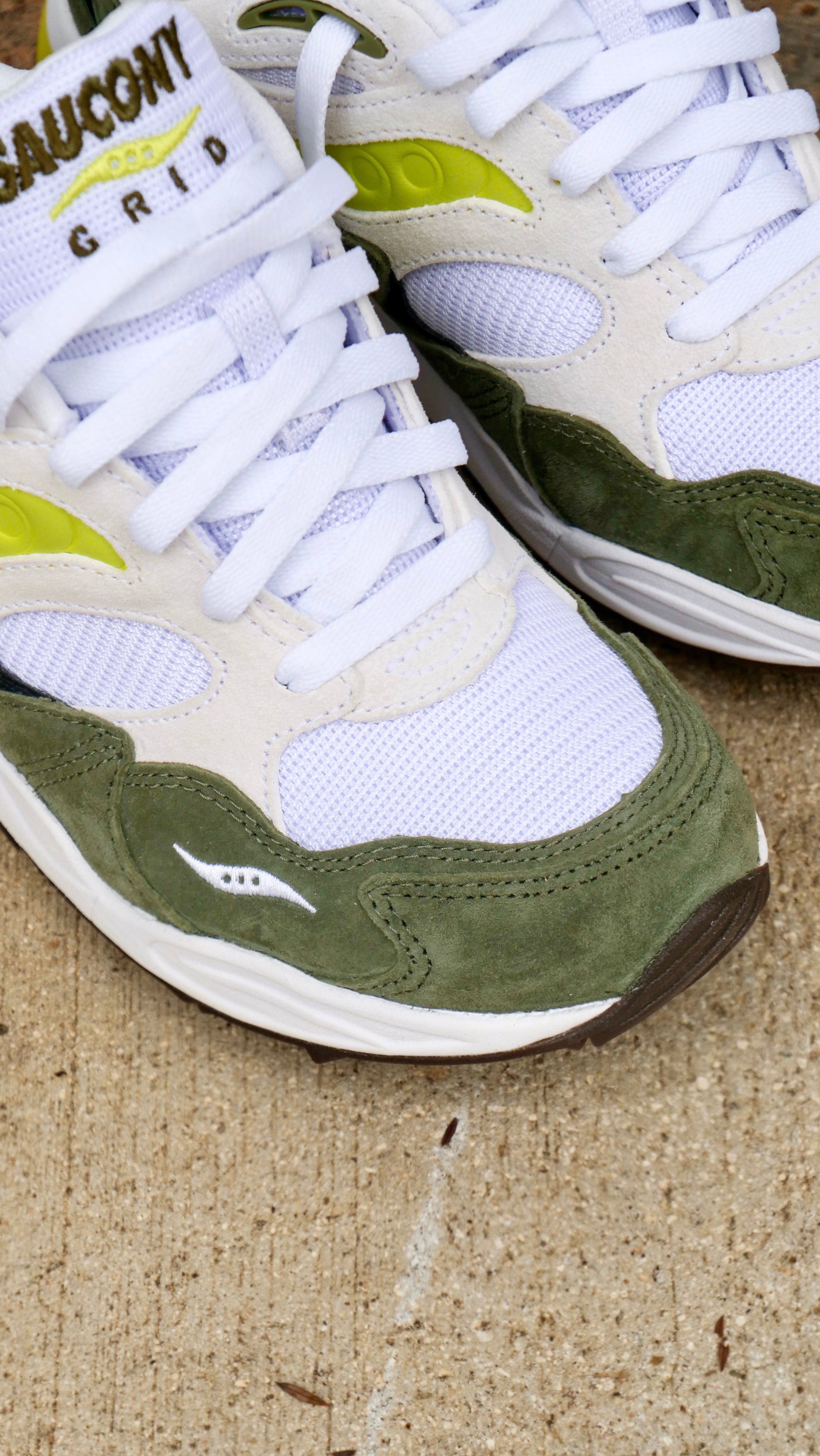 Mens Saucony Grid Shadow 2 Essential (White/Green) - Saucony